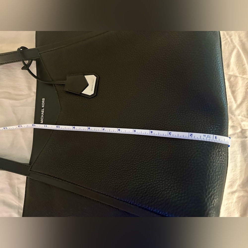 Michael Kors Black Pebbled Leather Tote with Signature Tag - Picture 9 of 10
